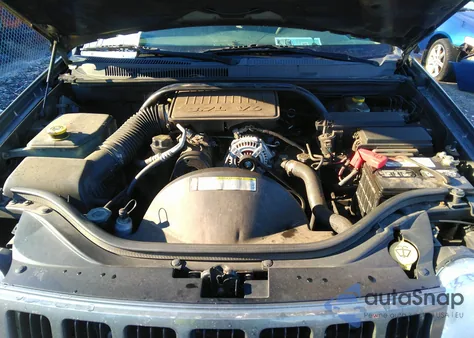 2007 Jeep Grand Cherokee Laredo z USA, uszkodzony, nr VIN 1J8GR48K67C644864